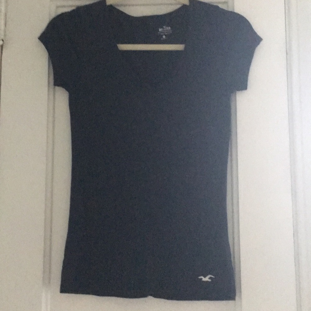 hollister t shirt